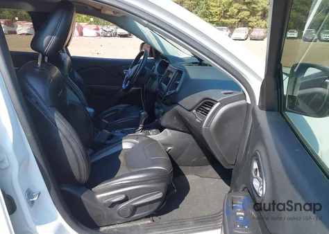 2019 Jeep Cherokee Latitude Plus Fwd from USA, damaged, VIN 1C4PJLLB2KD479513